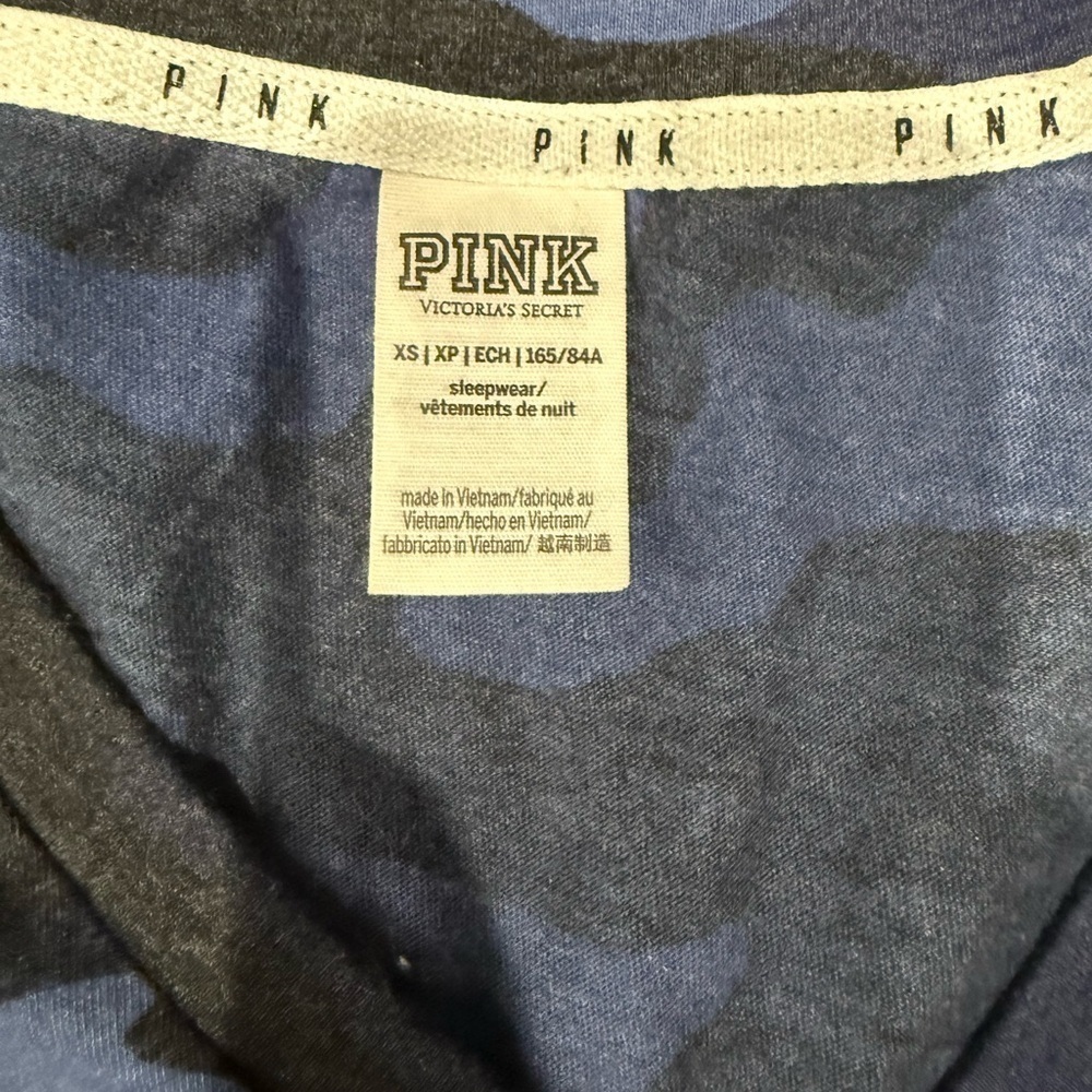 PINK Victoria secret Blue Camouflage V-Neck Women's Top - Picture 2 of 3
